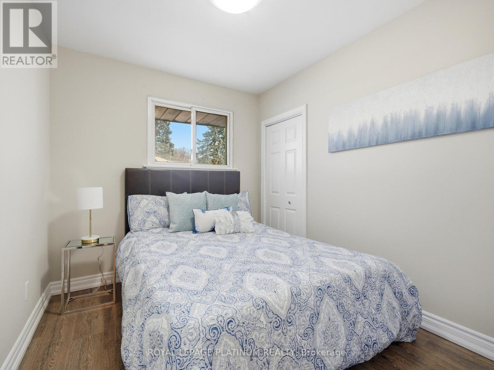 33 Campbell Drive, Brampton, Ontario  L6X 2H8 - Photo 9 - W12742516