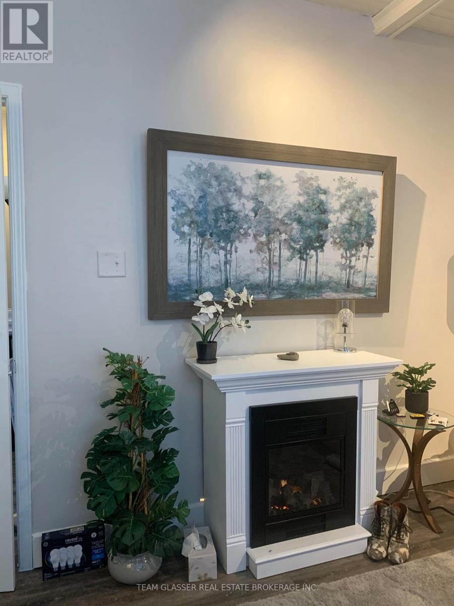 7 - 474 King Street, London East, Ontario  N6B 1T1 - Photo 2 - X12408196