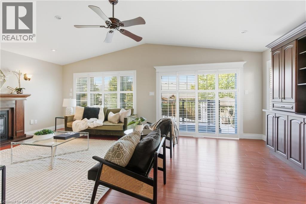 213 Dorchester Drive, Grimsby, Ontario  L3M 5K8 - Photo 10 - 40801837