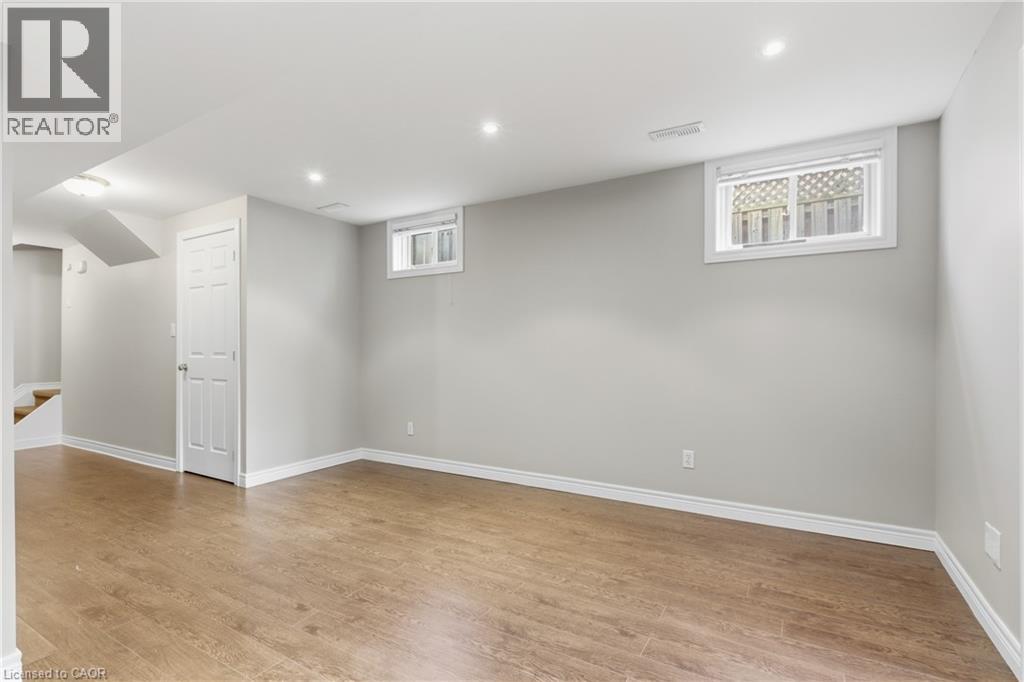 213 Dorchester Drive, Grimsby, Ontario  L3M 5K8 - Photo 30 - 40801837