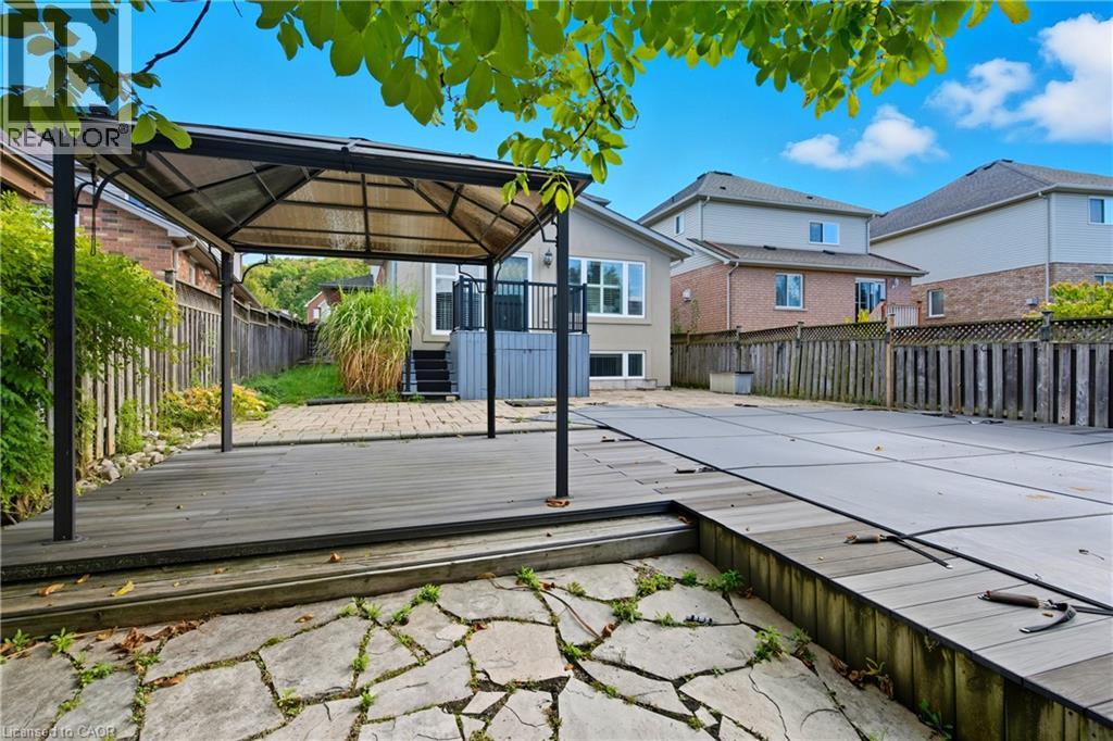 213 Dorchester Drive, Grimsby, Ontario  L3M 5K8 - Photo 39 - 40801837