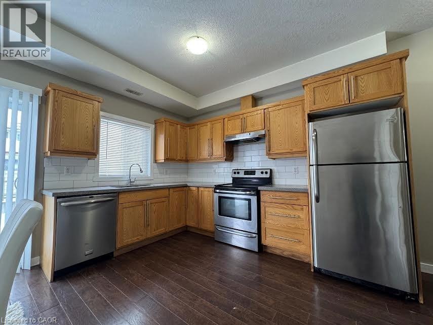 707 Frederick Street Unit# A, Kitchener, Ontario  N2B 2B3 - Photo 3 - 40801702