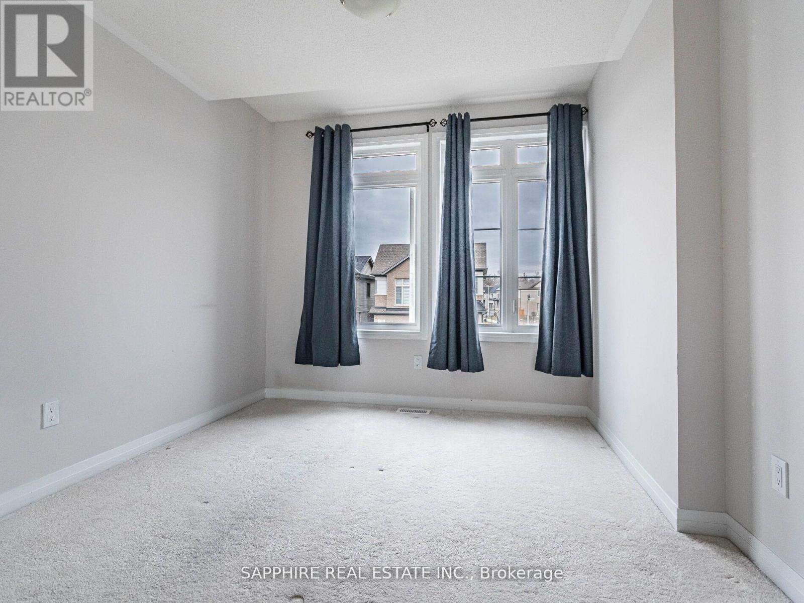 215 Provident Way, Hamilton, Ontario  L0R 1W0 - Photo 14 - X12740634