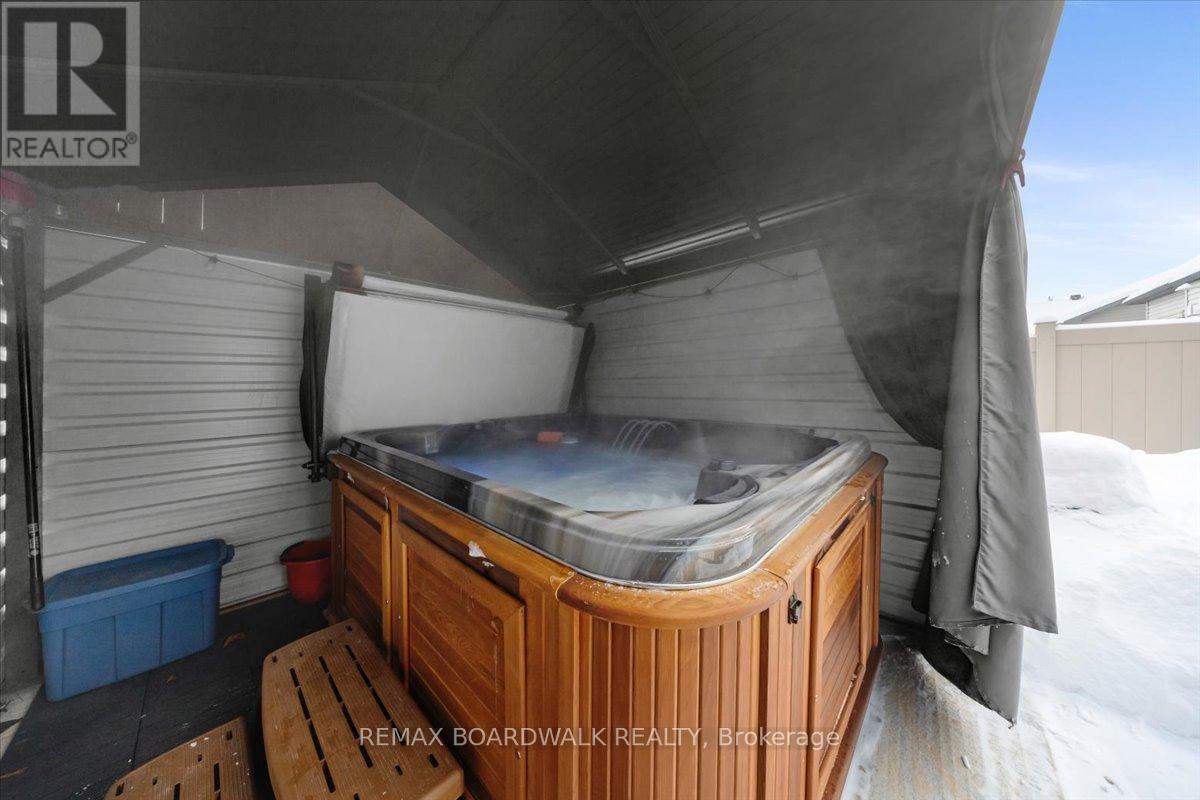 813 Platinum Street, Clarence-Rockland, Ontario  K4K 0J2 - Photo 46 - X12735880