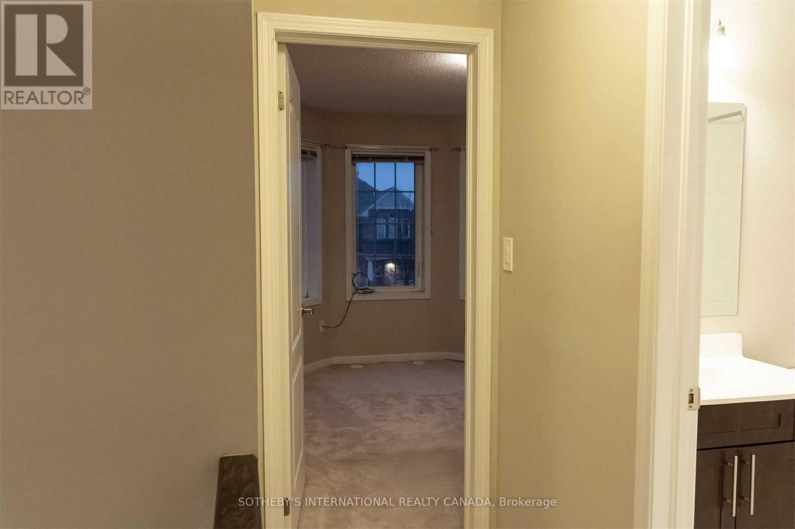 921 Raftis Crescent, Milton, Ontario  L9T 6Z2 - Photo 22 - W12742936