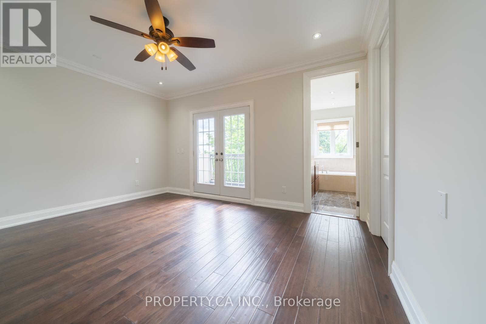 Main - 2 Alyward Street, Toronto, Ontario  M6M 3L2 - Photo 13 - W12742948