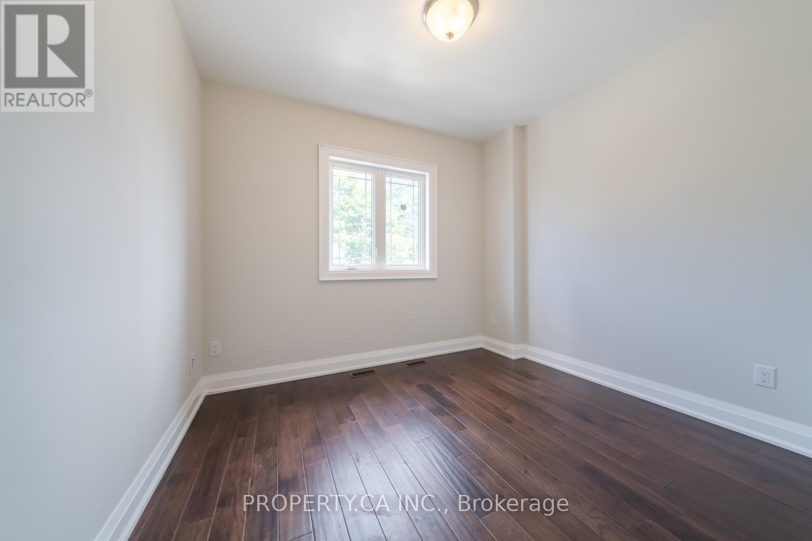 Main - 2 Alyward Street, Toronto, Ontario  M6M 3L2 - Photo 17 - W12742948