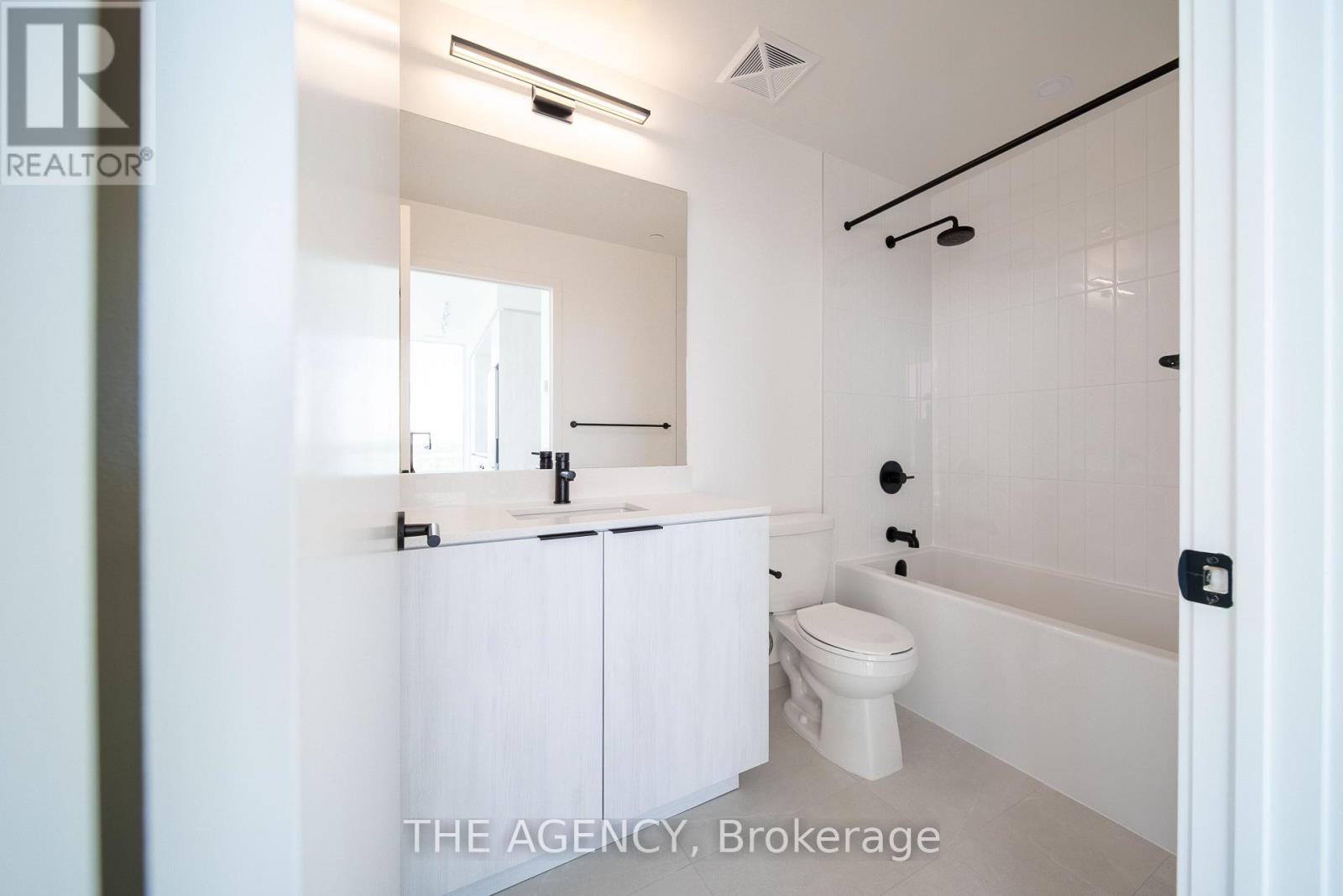 810 - 2495 Eglinton Avenue W, Mississauga, Ontario  L5M 2T2 - Photo 15 - W12742962