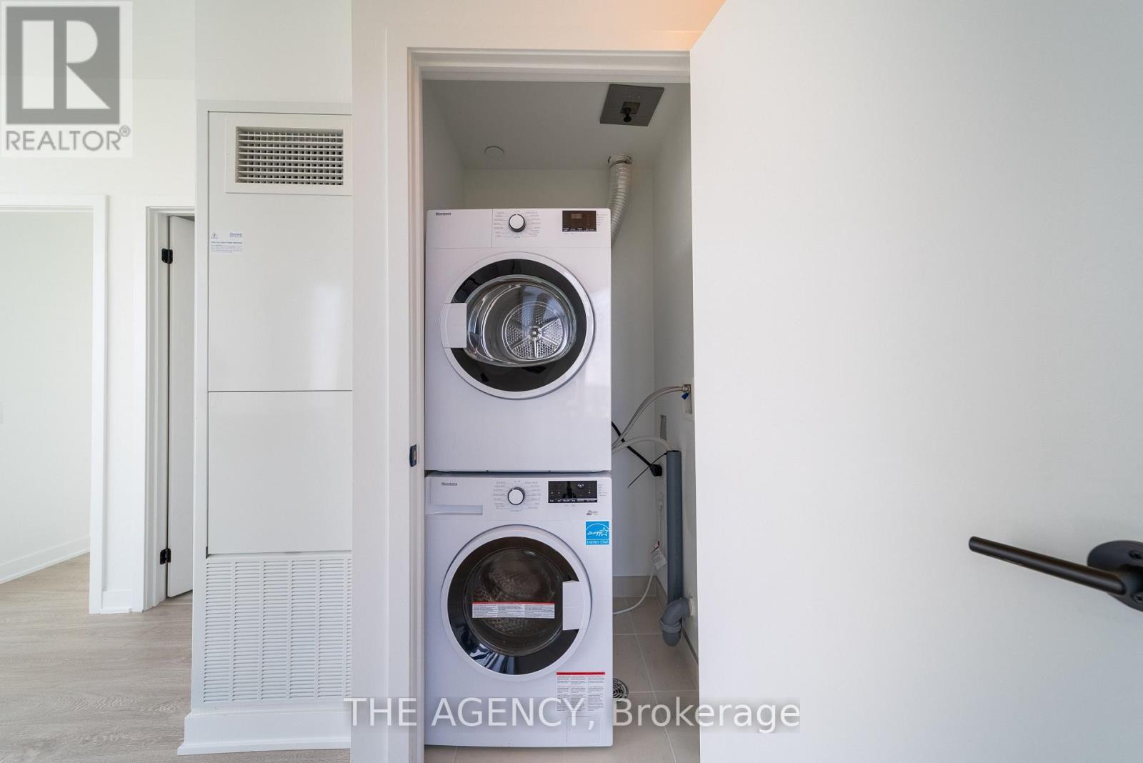 810 - 2495 Eglinton Avenue W, Mississauga, Ontario  L5M 2T2 - Photo 16 - W12742962