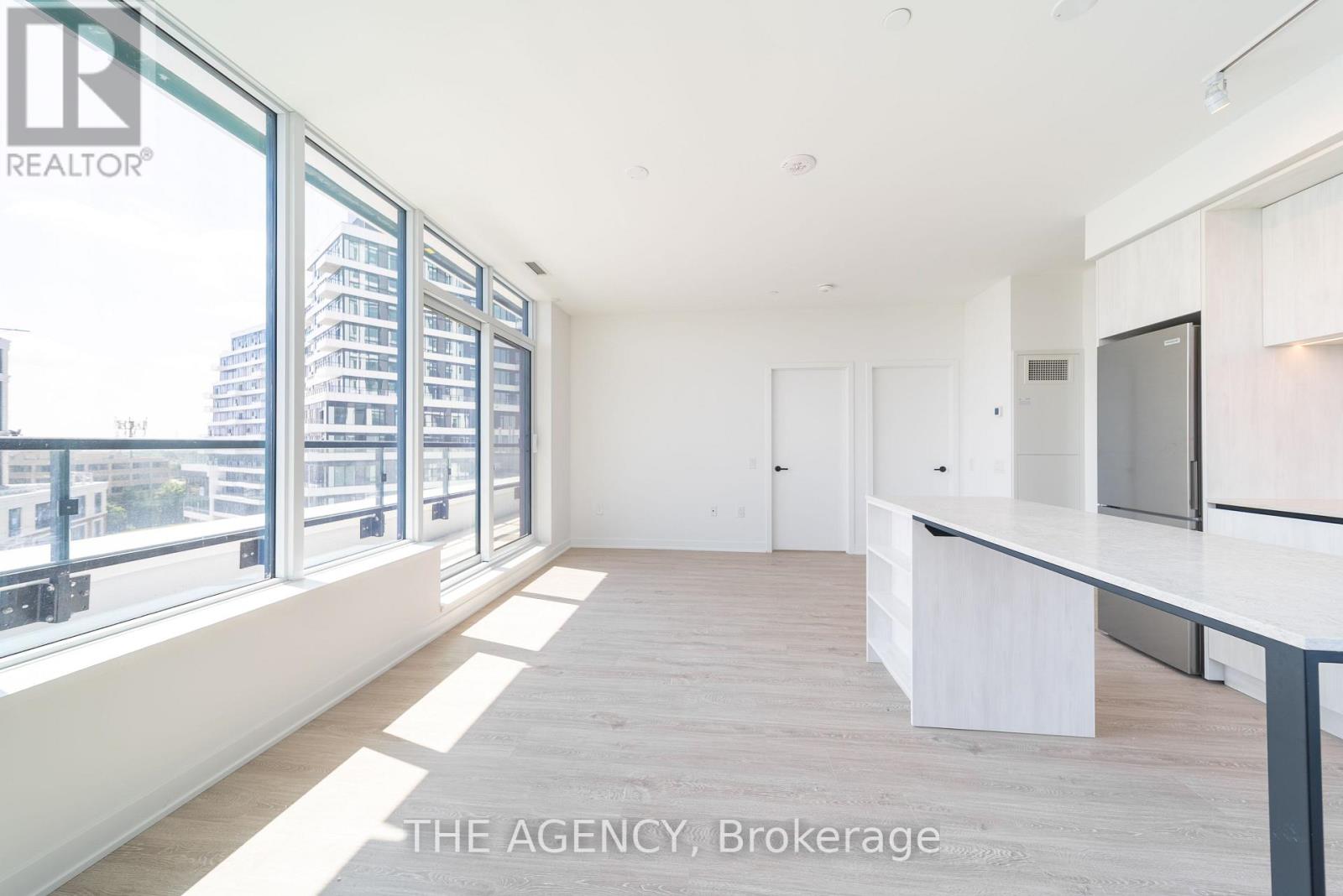 810 - 2495 Eglinton Avenue W, Mississauga, Ontario  L5M 2T2 - Photo 8 - W12742962