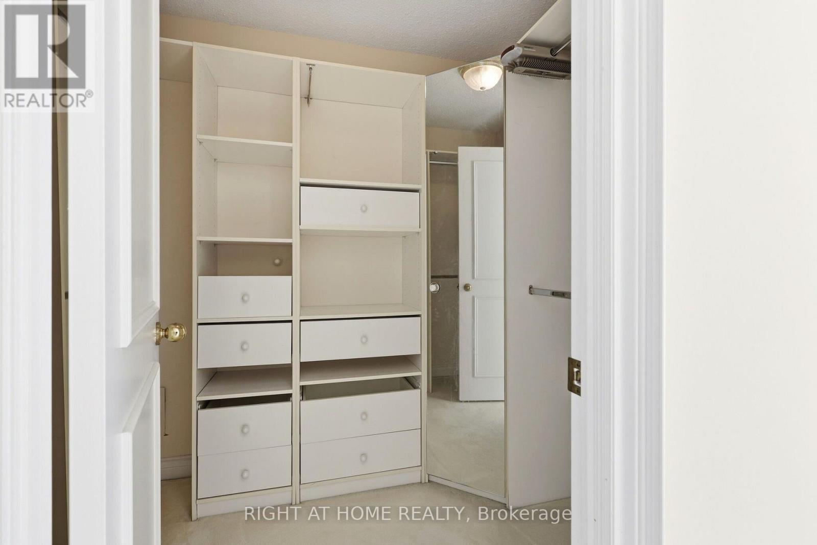 3203 - 1 Palace Pier Court, Toronto, Ontario  M8V 3W9 - Photo 21 - W12743034