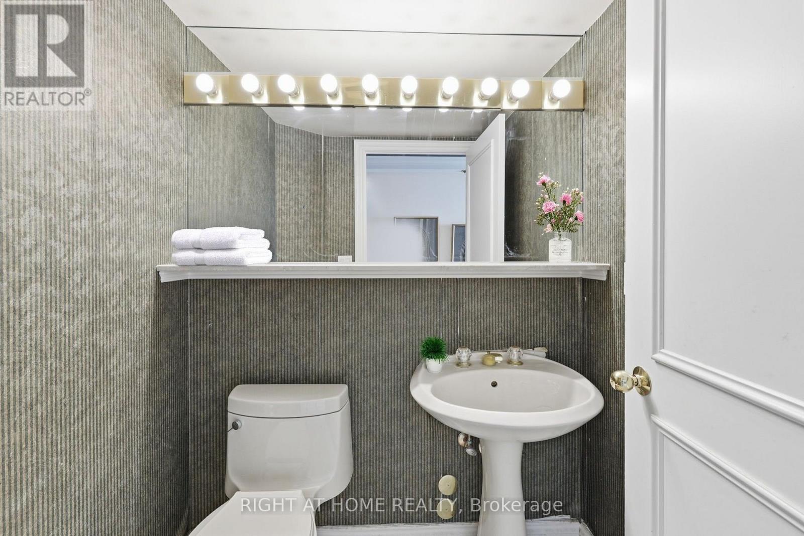 3203 - 1 Palace Pier Court, Toronto, Ontario  M8V 3W9 - Photo 25 - W12743034