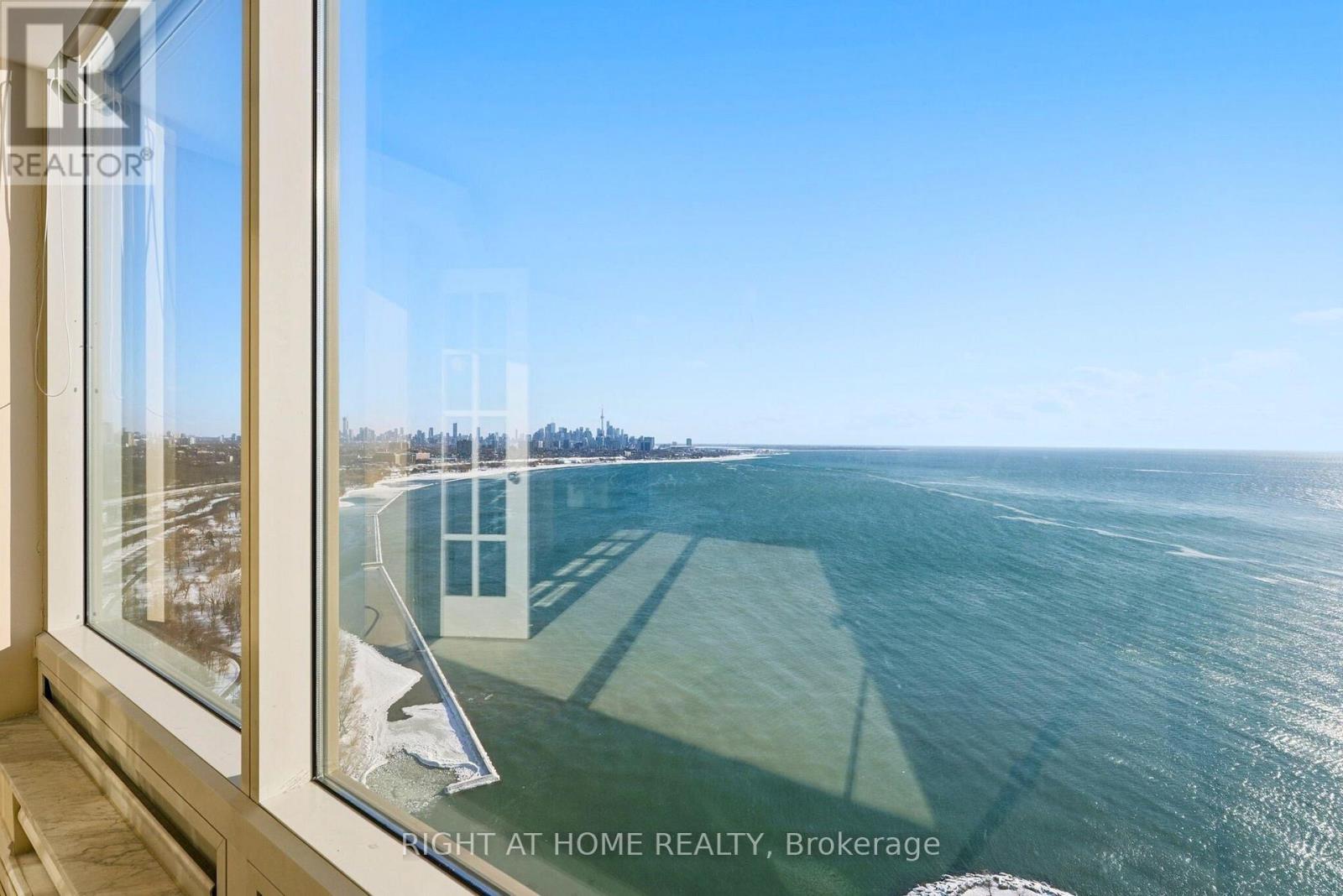 3203 - 1 Palace Pier Court, Toronto, Ontario  M8V 3W9 - Photo 3 - W12743034