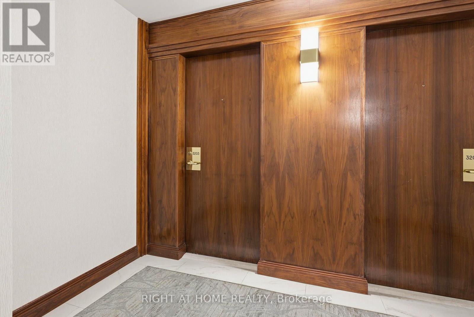 3203 - 1 Palace Pier Court, Toronto, Ontario  M8V 3W9 - Photo 4 - W12743034