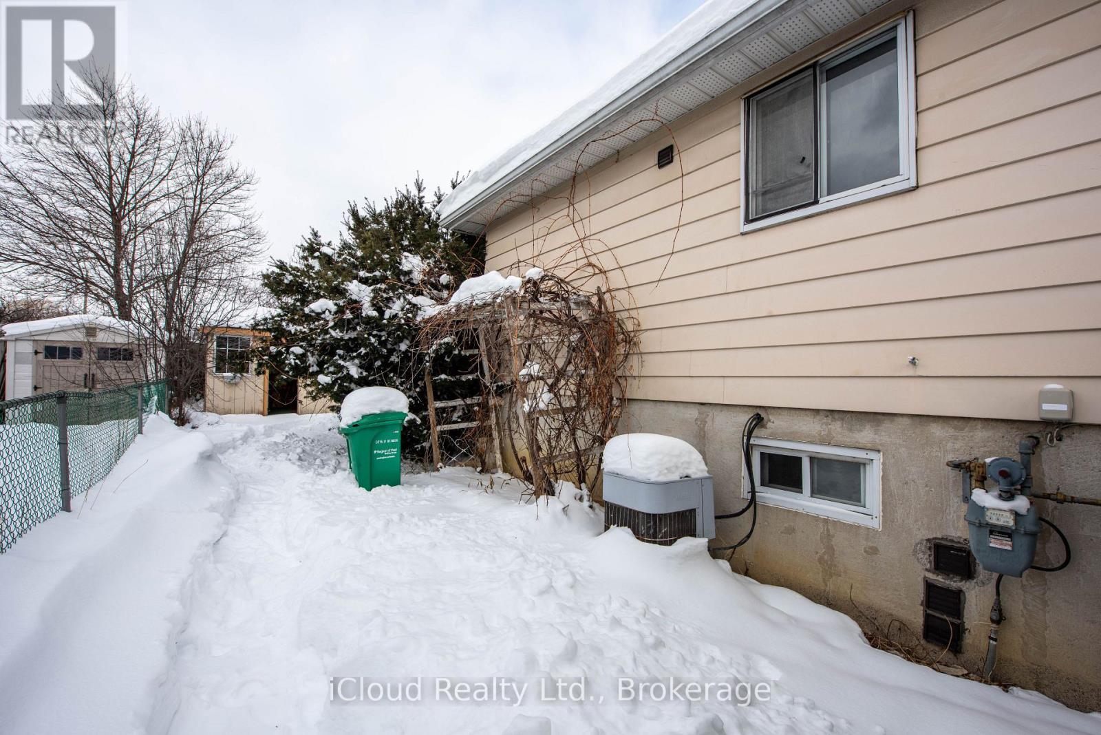 82 Griselda Crescent, Brampton, Ontario  L6S 1M3 - Photo 26 - W12743066