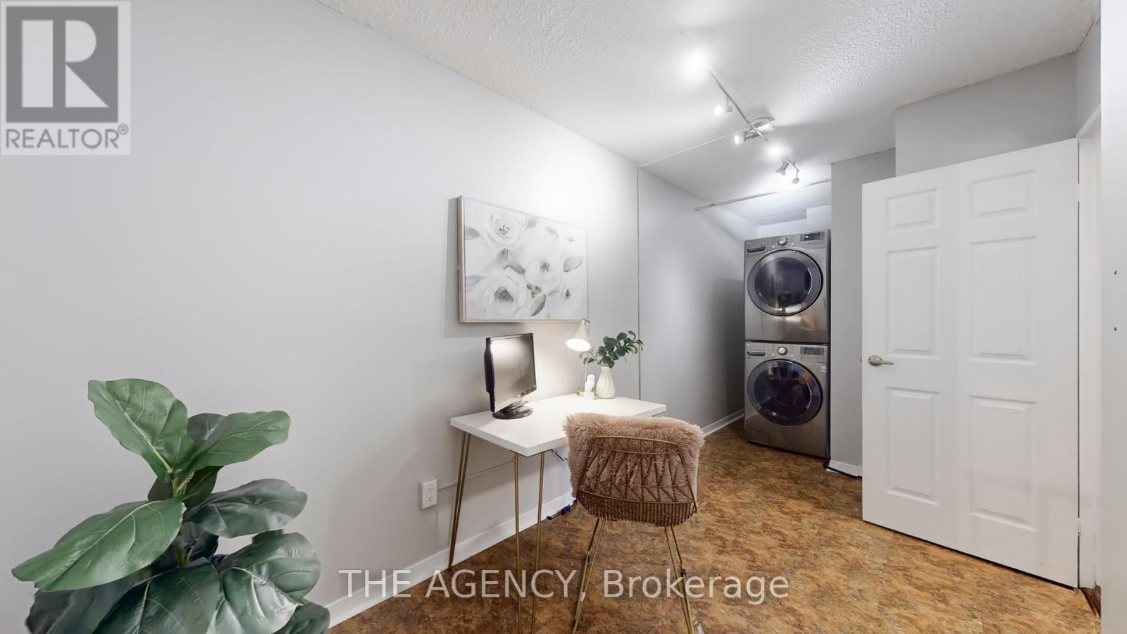 119 - 60 Southport Street N, Toronto, Ontario  M6S 3N4 - Photo 31 - W12743088