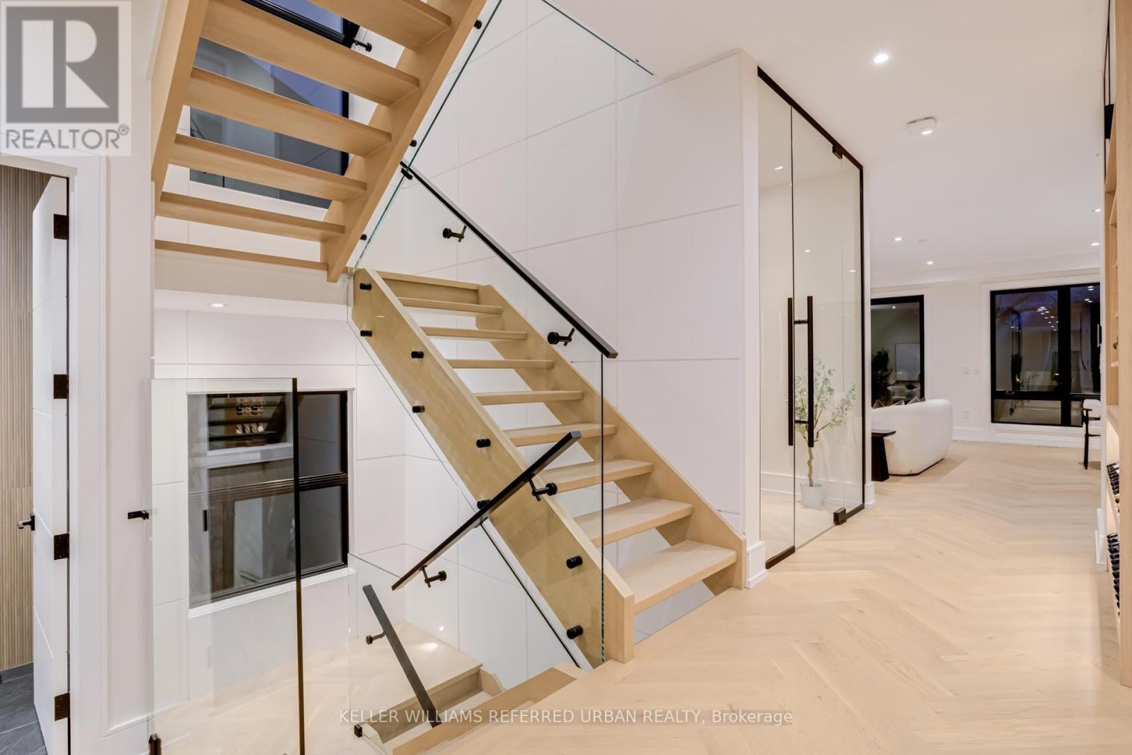 33 Twelfth Street, Toronto, Ontario  M8V 3G8 - Photo 27 - W12743104