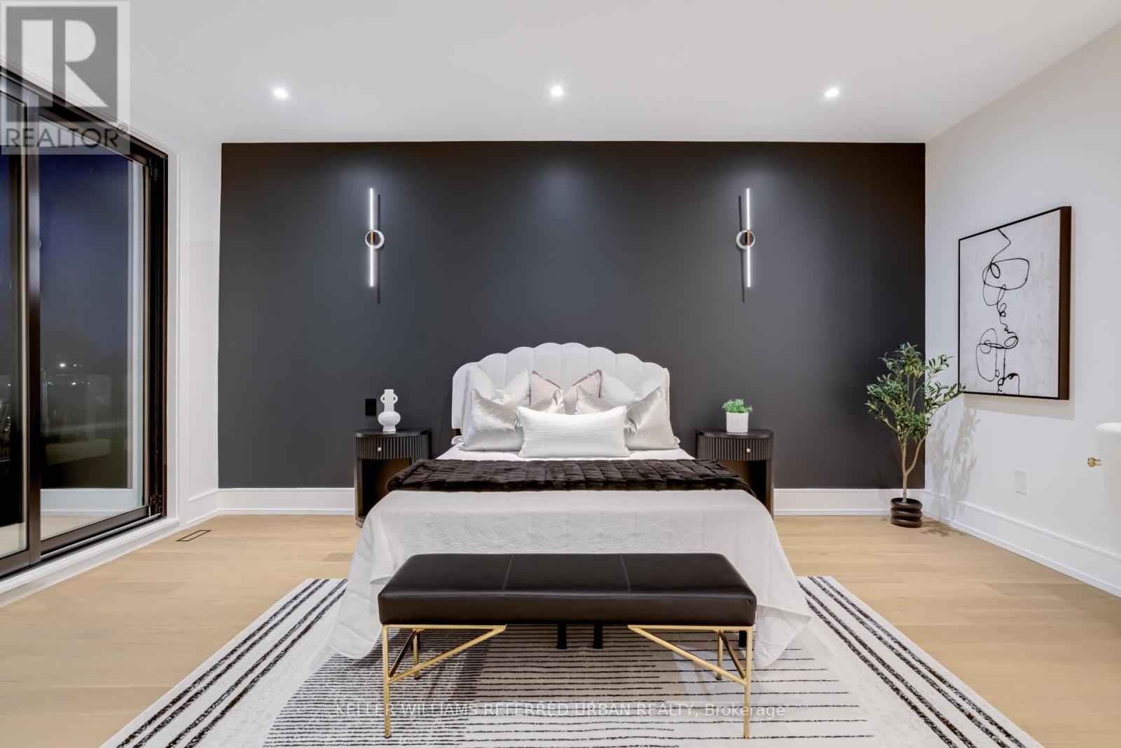 33 Twelfth Street, Toronto, Ontario  M8V 3G8 - Photo 30 - W12743104