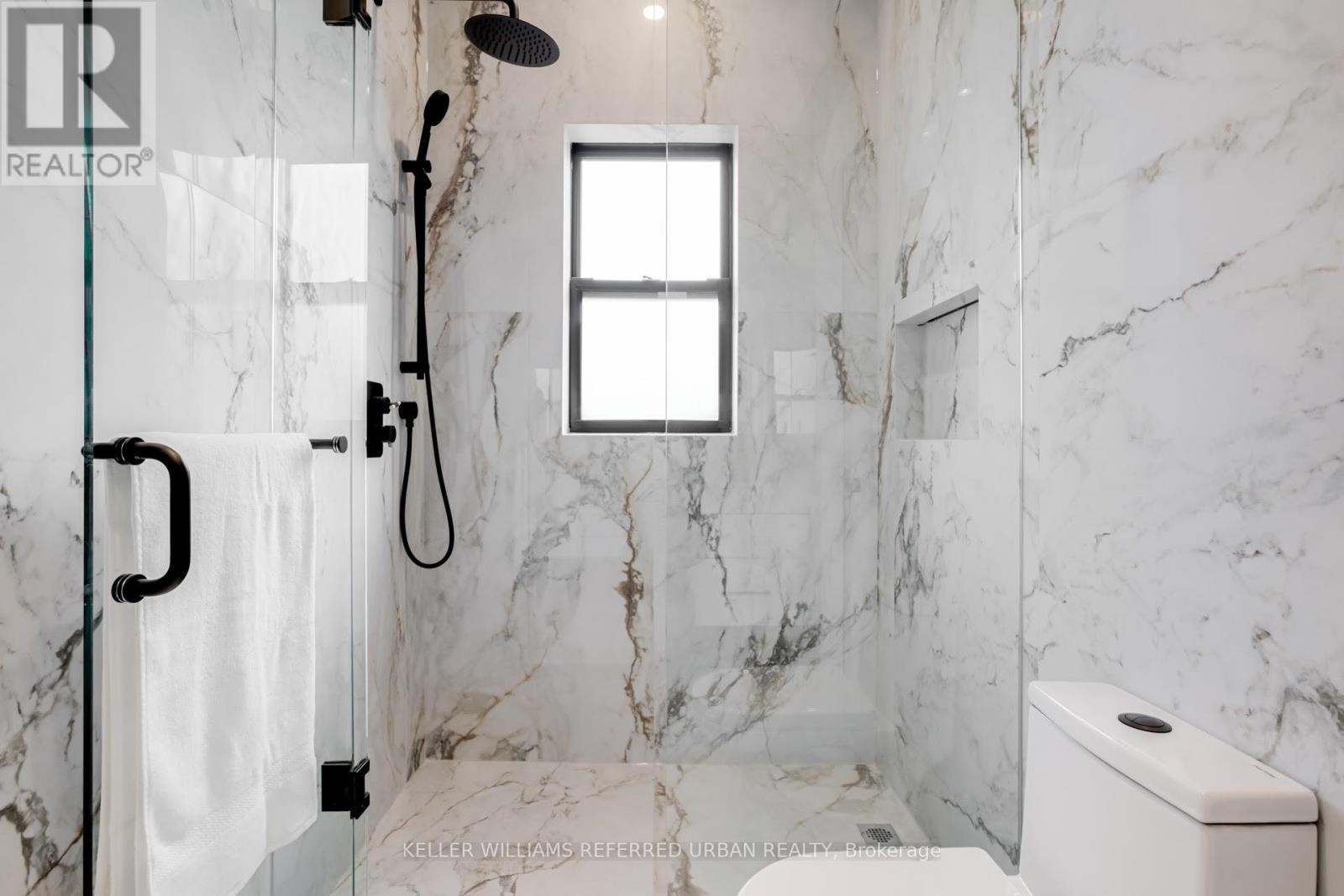 33 Twelfth Street, Toronto, Ontario  M8V 3G8 - Photo 39 - W12743104