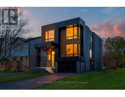 33 TWELFTH STREET, Toronto, Ontario