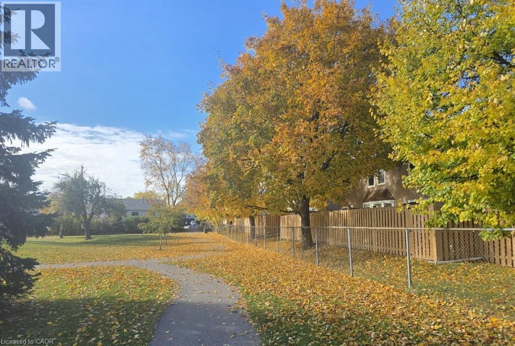 2185 Fairchild Boulevard Unit# 18, Burlington, Ontario  L7P 3P6 - Photo 28 - 40799963