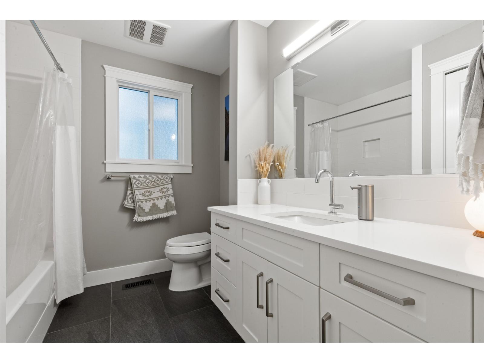 4036 196 Street, Langley, British Columbia  V3A 1A1 - Photo 15 - R3084679