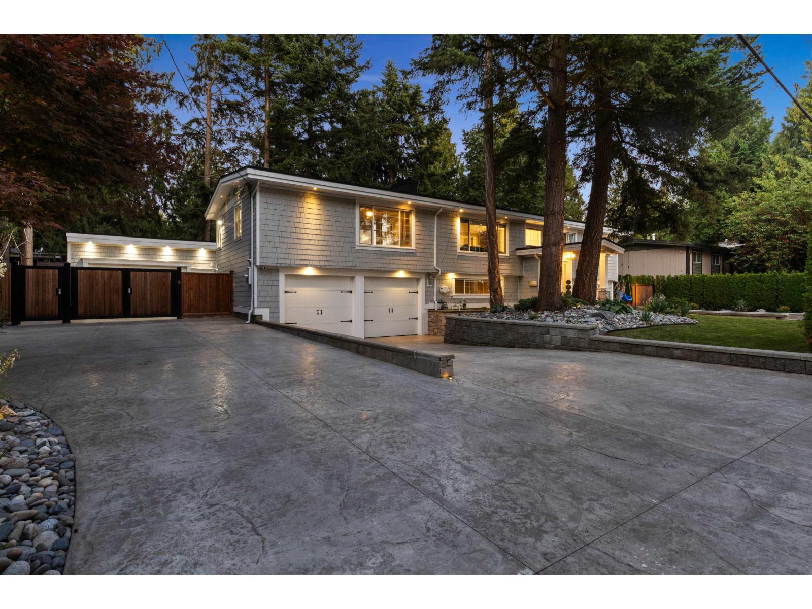 4036 196 Street, Langley, British Columbia  V3A 1A1 - Photo 3 - R3084679