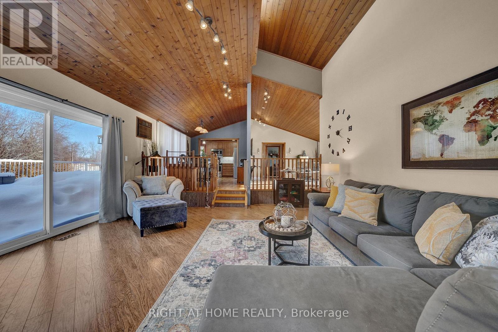 424 Bridle Road, Kawartha Lakes, Ontario  K9V 4R2 - Photo 5 - X12742944