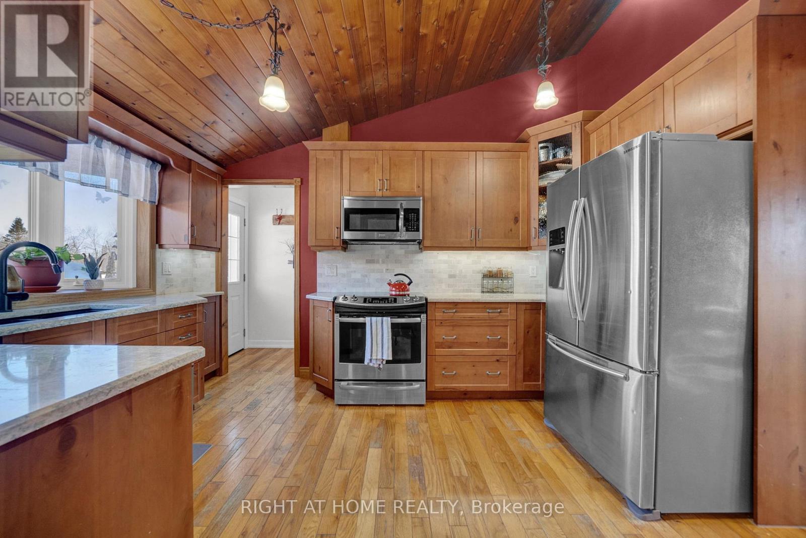 424 Bridle Road, Kawartha Lakes, Ontario  K9V 4R2 - Photo 9 - X12742944