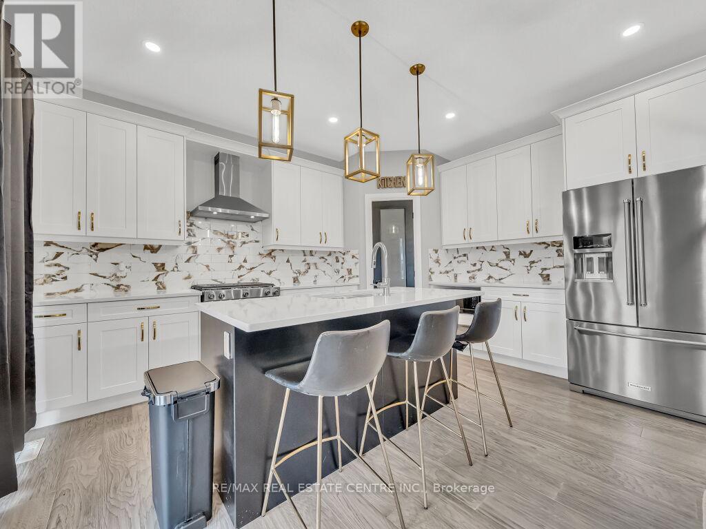 3374 Oriole Drive, London South, Ontario  N6M 0K1 - Photo 27 - X12742960