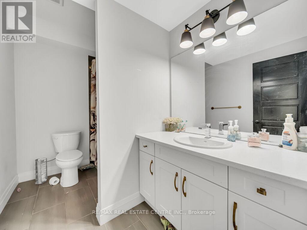 3374 Oriole Drive, London South, Ontario  N6M 0K1 - Photo 45 - X12742960