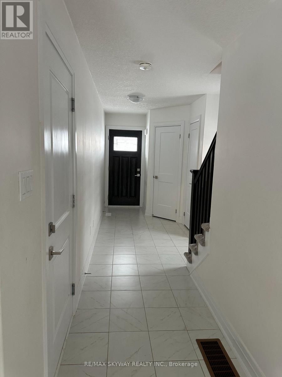 163 Stonebrook Way, Grey Highlands, Ontario  N0C 1H0 - Photo 3 - X12742984