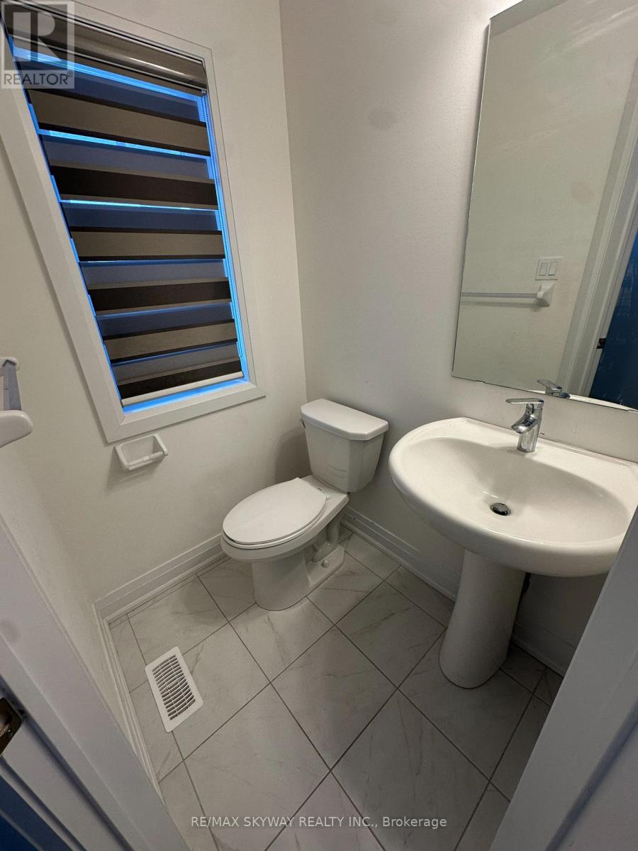 163 Stonebrook Way, Grey Highlands, Ontario  N0C 1H0 - Photo 4 - X12742984