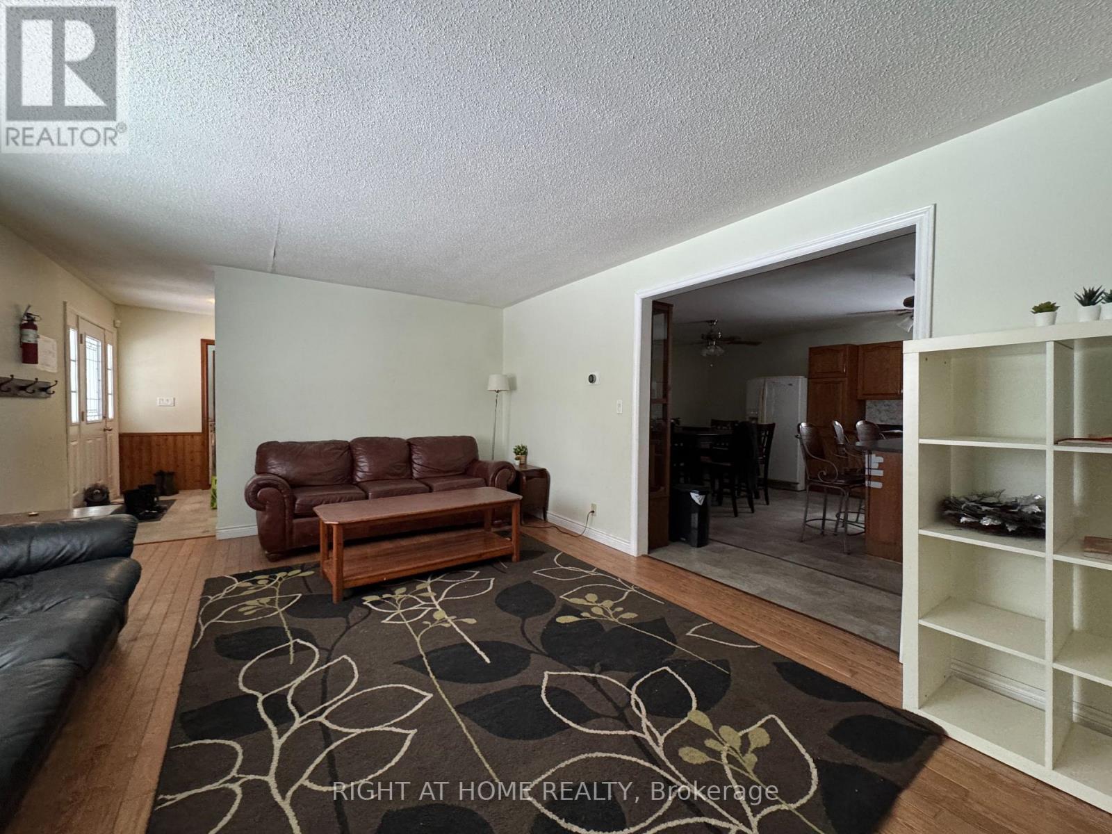 67 Bridgedale Crescent, Huntsville, Ontario  P0B 1L0 - Photo 6 - X12743080