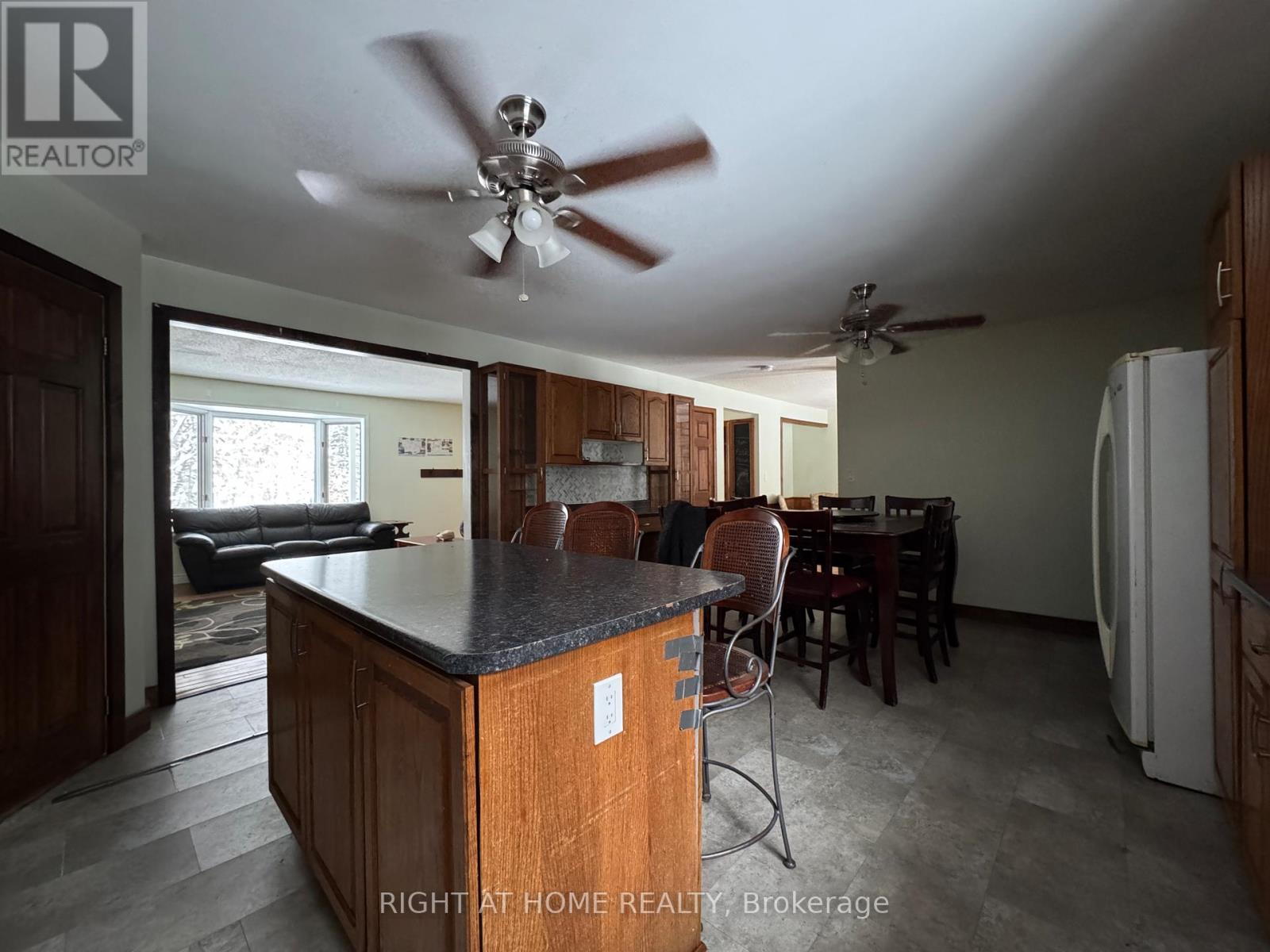 67 Bridgedale Crescent, Huntsville, Ontario  P0B 1L0 - Photo 9 - X12743080