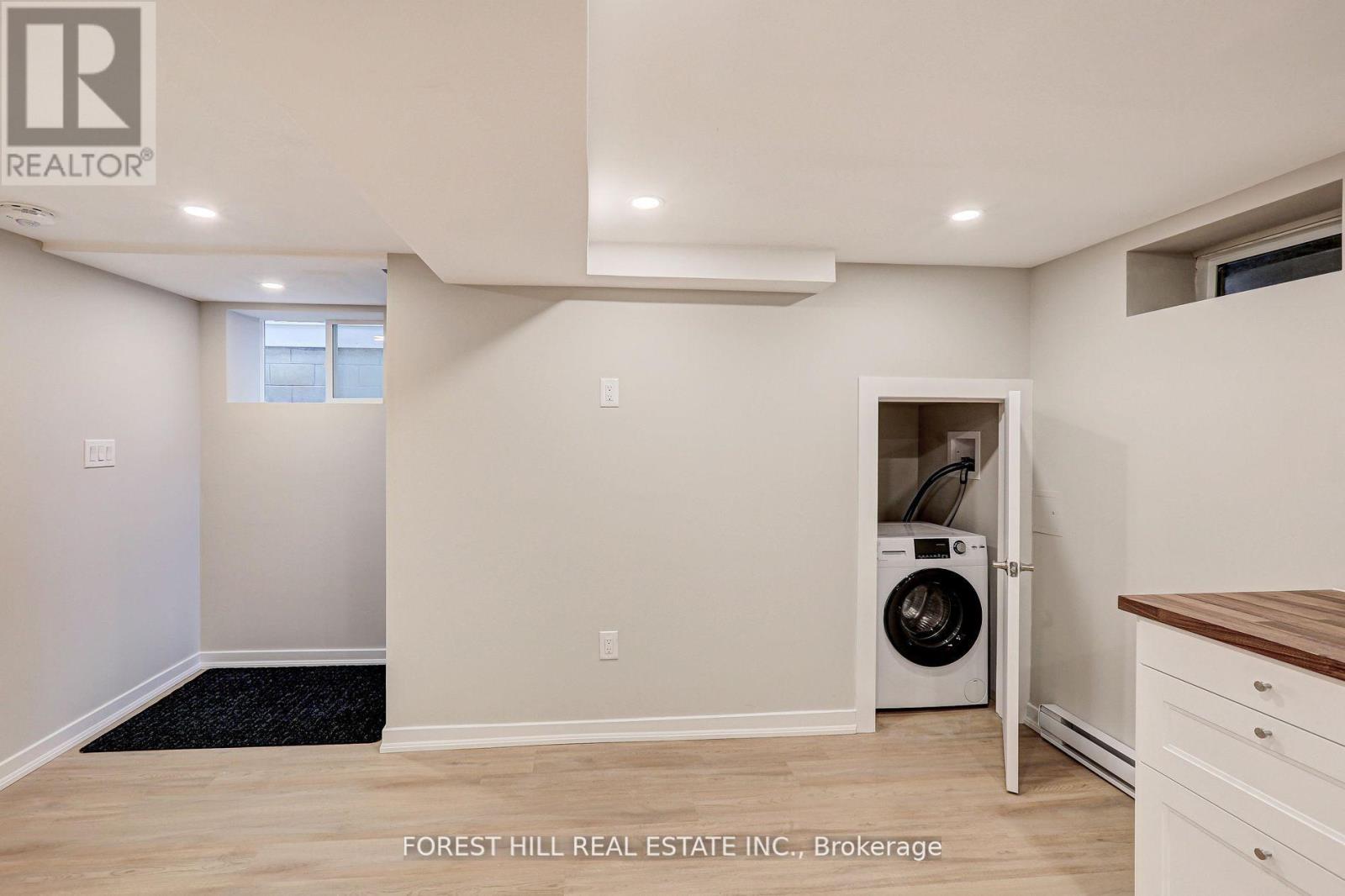 2 - 203 Weir Street N, Hamilton, Ontario  L8H 5G2 - Photo 6 - X12743082