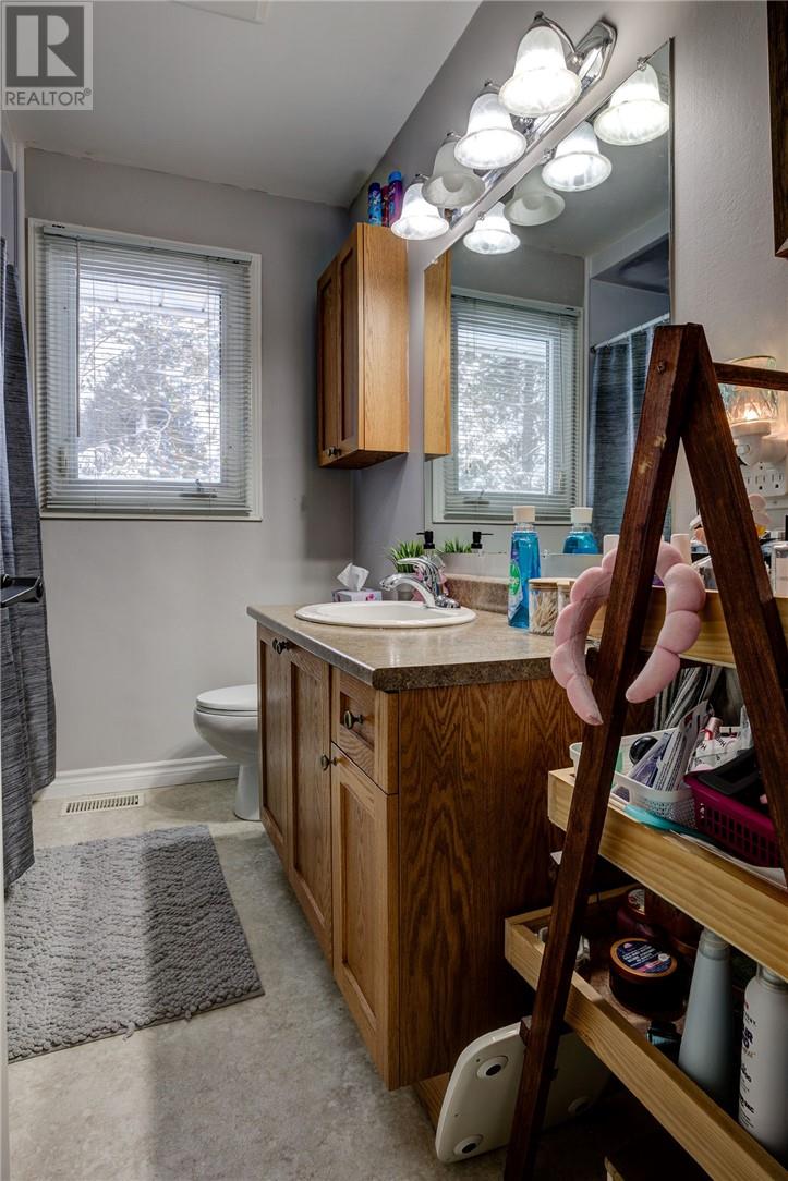 5780 Hwy 69 North, Hanmer, Ontario  P3P 1E9 - Photo 10 - 2126271