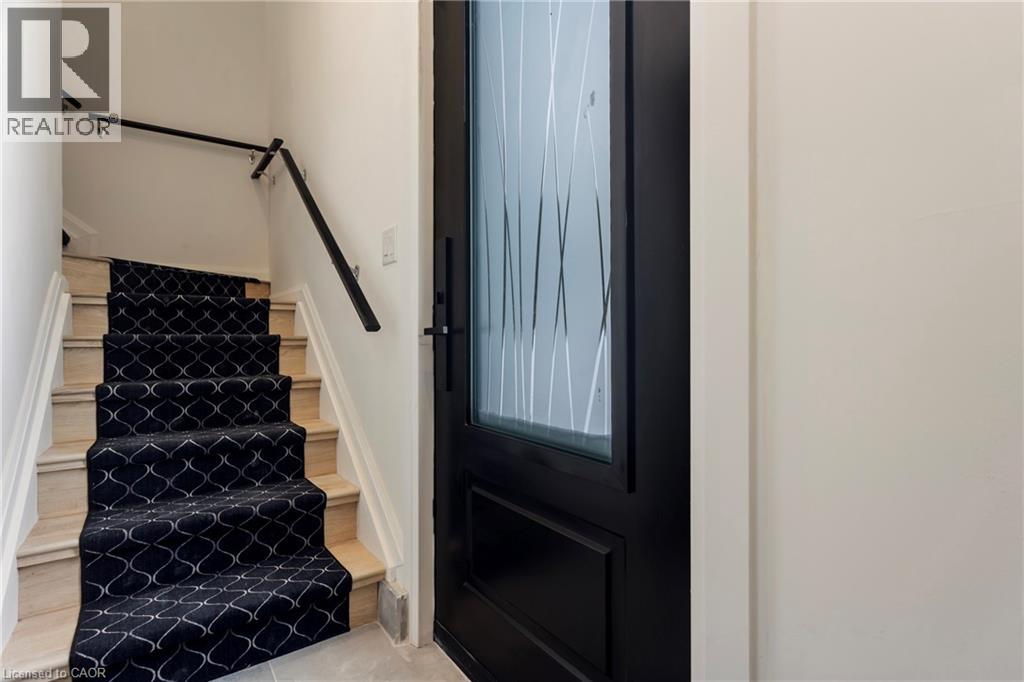 6614 Gore Road Unit# Coach House, Puslinch, Ontario  N0B 2J0 - Photo 6 - 40801560