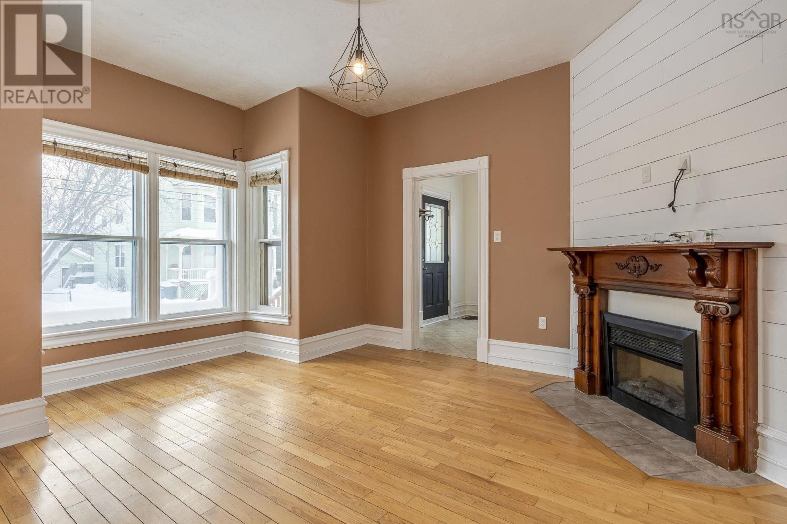 204 Victoria Street, Windsor, Nova Scotia  B0N 2T0 - Photo 12 - 202601790