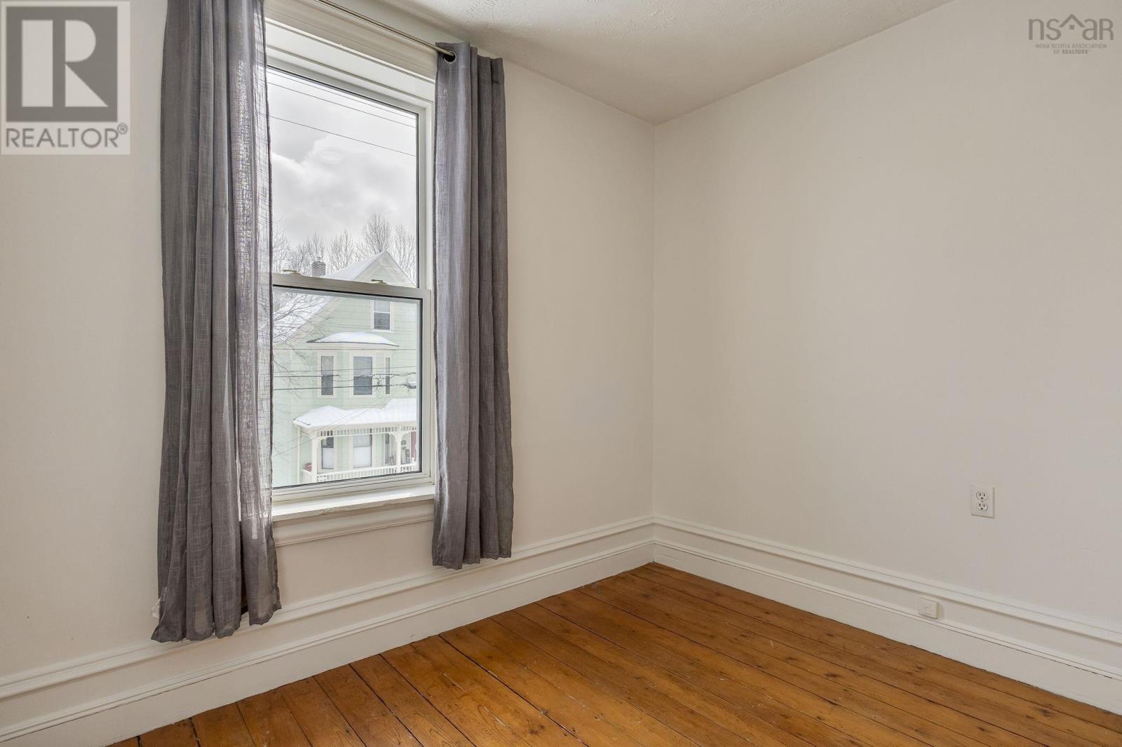 204 Victoria Street, Windsor, Nova Scotia  B0N 2T0 - Photo 31 - 202601790