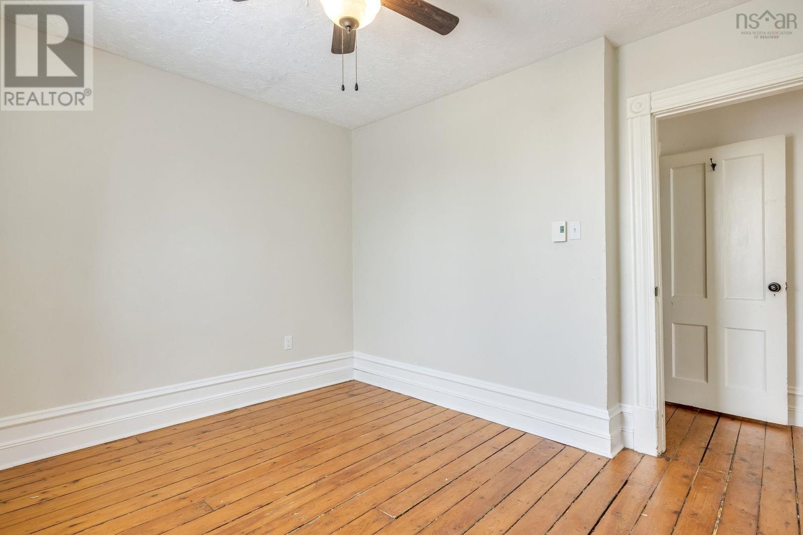 204 Victoria Street, Windsor, Nova Scotia  B0N 2T0 - Photo 30 - 202601790