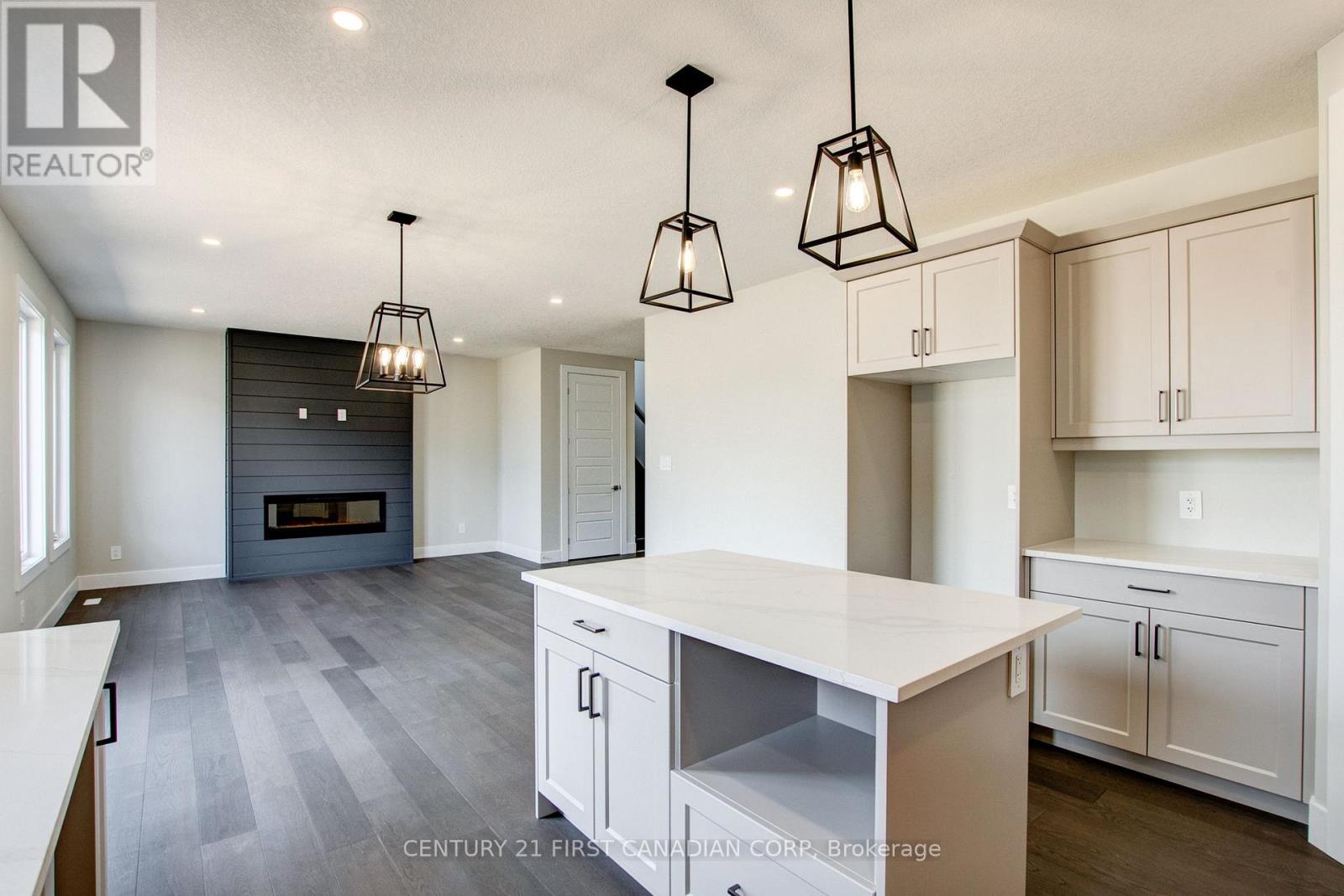 100 Aspen Circle, Thames Centre, Ontario  N0M 2P0 - Photo 16 - X12743136