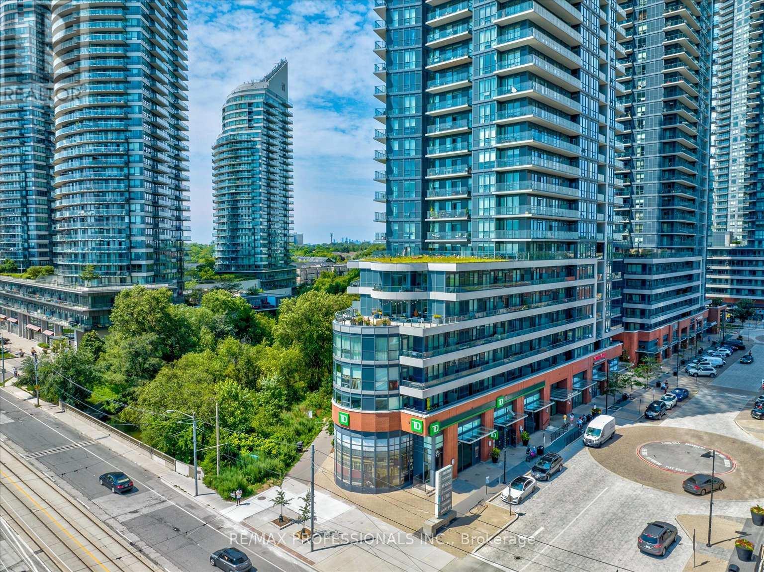 4003 - 2212 Lake Shore Boulevard W, Toronto, Ontario  M8V 0C2 - Photo 8 - W12669104
