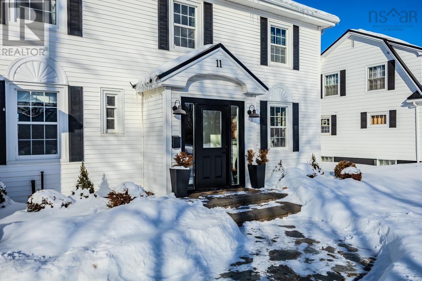 11 Smith Avenue, Truro, Nova Scotia  B2N 1C2 - Photo 3 - 202601791