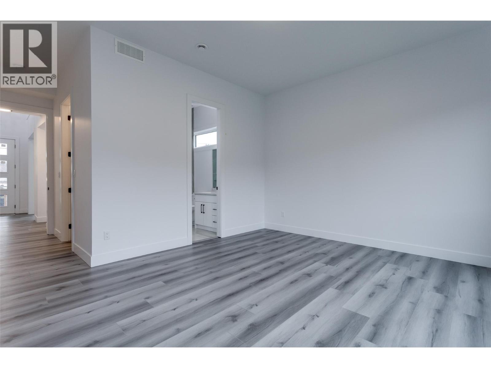 474 Snowsell Street N, Kelowna, British Columbia V1L 2B3 - Photo 11 - 10373855