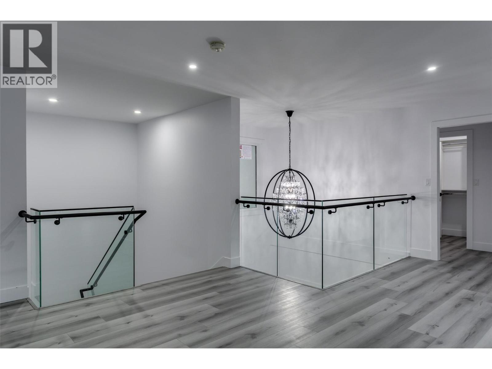 474 Snowsell Street N, Kelowna, British Columbia V1L 2B3 - Photo 31 - 10373855