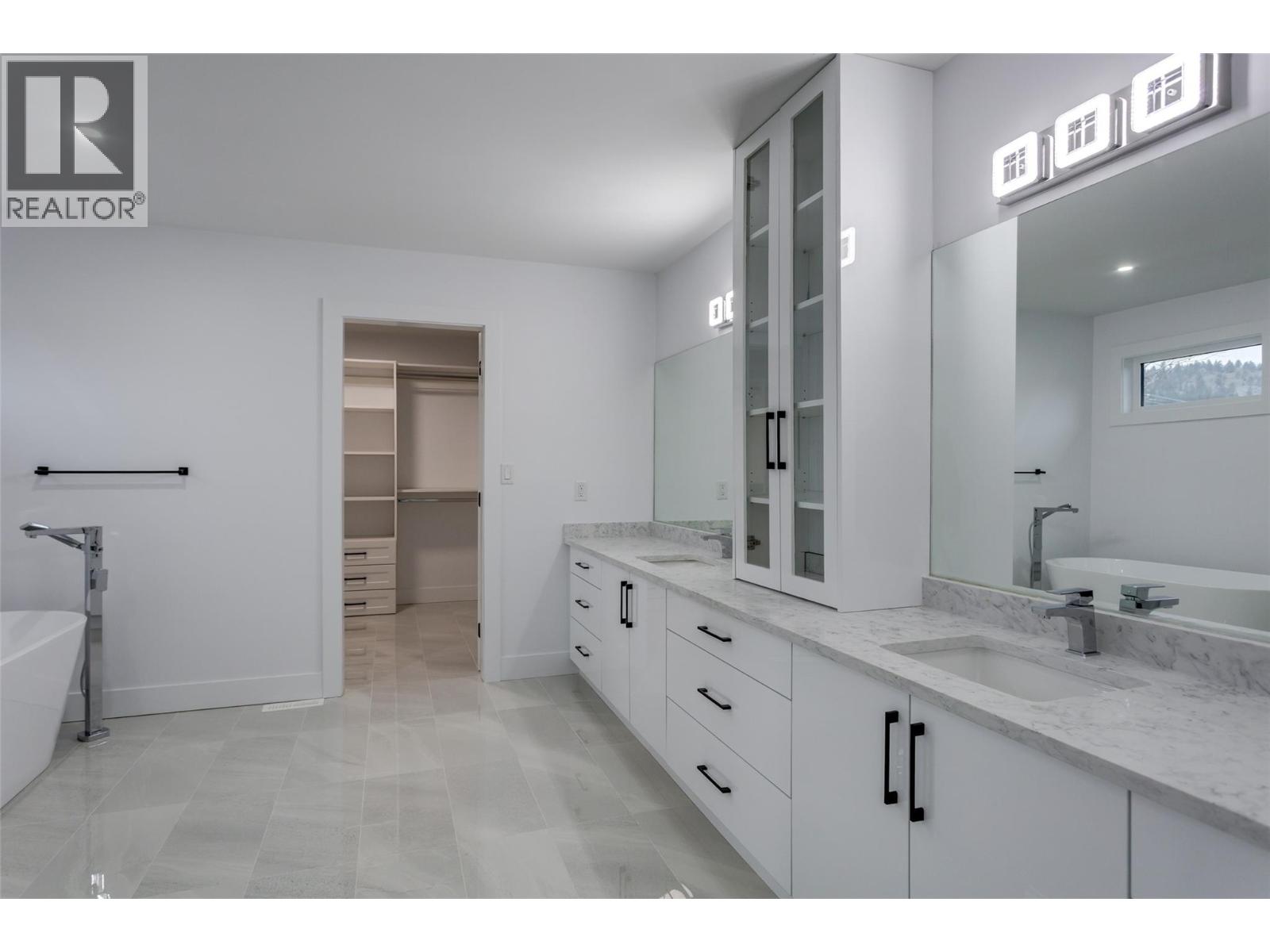 474 Snowsell Street N, Kelowna, British Columbia V1L 2B3 - Photo 38 - 10373855