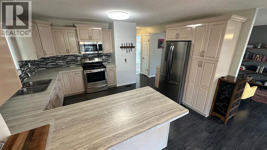 211 3 Street Ne, Medicine Hat, Alberta  T1A 5M4 - Photo 24 - A2277992