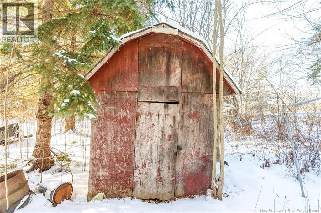 360 Principale Street, Memramcook, New Brunswick  E4K 1B3 - Photo 21 - NB132938