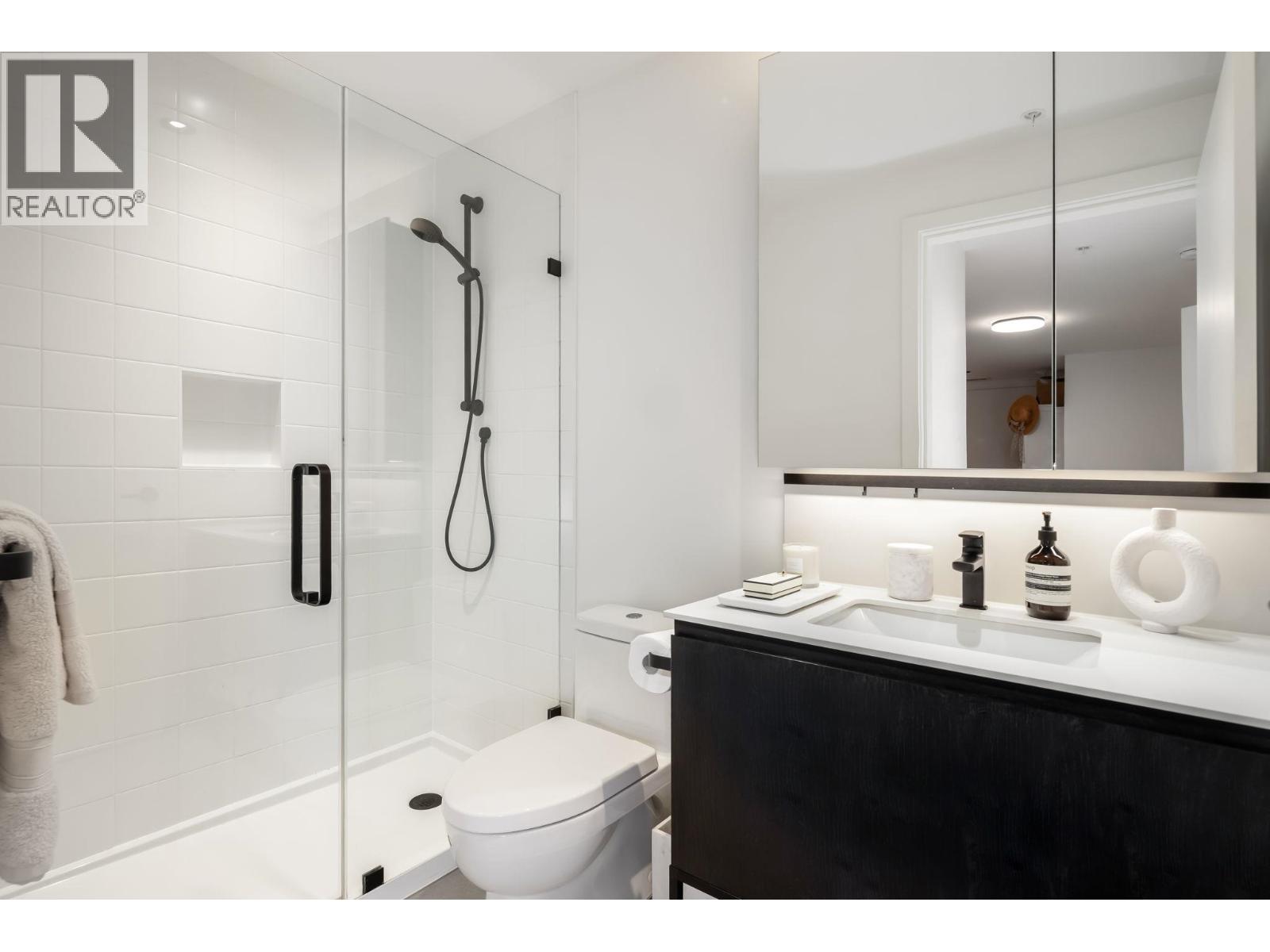 3914 Dumfries Street, Vancouver, British Columbia V5N 0J1 - Photo 16 - R3084919